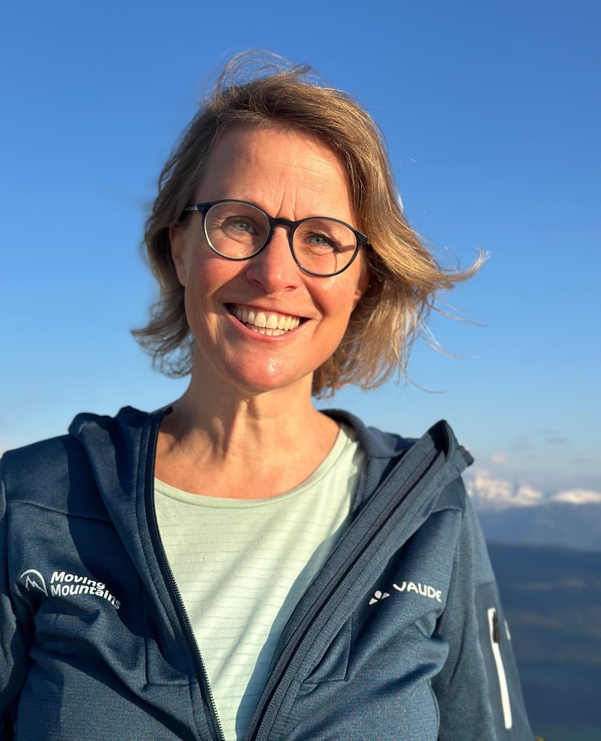 Julia Bayer in den Bergen